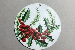 Holly with Yew & berries 